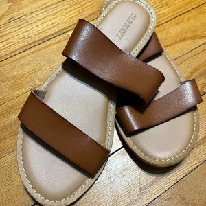 Summer sandals